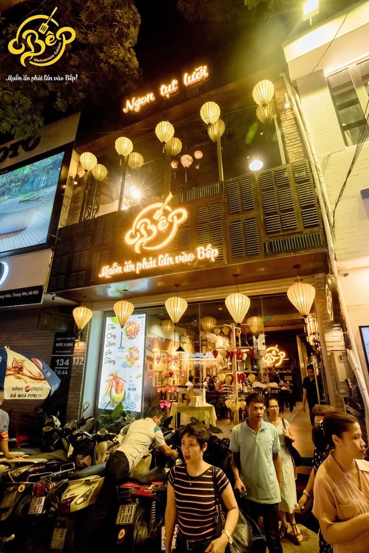 Cho thuê mặt phố Trung Hòa 600m² giá 120 triệu - Vị trí đắc địa cho mọi mô hình kinh doanh!