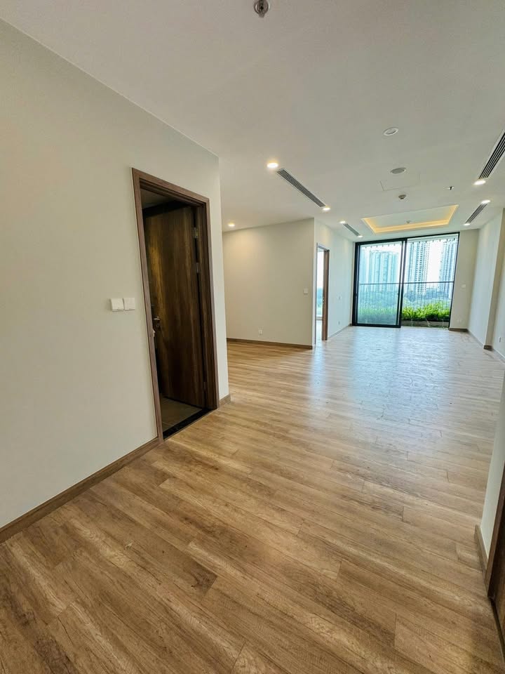 Căn hộ Landmark Onsen Văn Giang 97m² giá 10 tỷ - View hồ Thiên Nga, sân golf