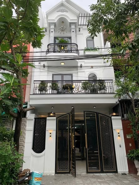 Nhà 3 tầng Hòa Minh, Đà Nẵng 85m² giá 8 tỷ - Thiết kế Tân Cổ Điển sang trọng!