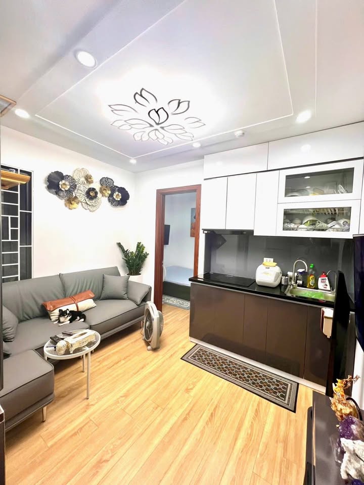 Căn hộ 1 phòng ngủ Xuân La 34m² giá 1 tỷ - Full nội thất cao cấp, gần Hồ Tây!