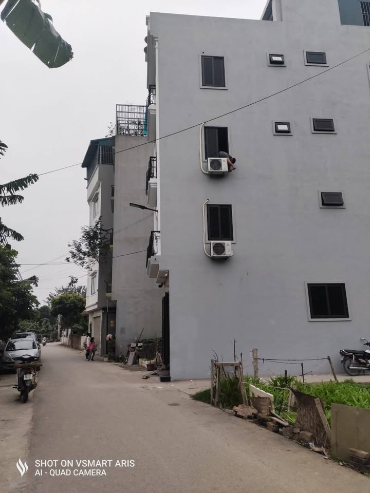 Nhà mặt phố Yên Nghĩa, 40m², giá 6.15 tỷ - Lô góc, ô tô đỗ cửa!