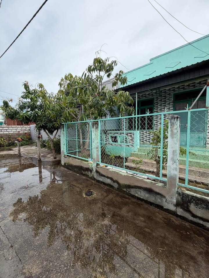 Nhà Phú Thủy 140m² giá 1.8 tỷ - Chính chủ cần bán gấp!