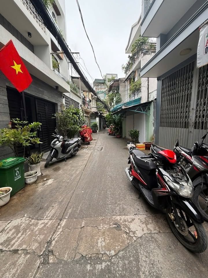 Nhà riêng Tân Bình 19m² giá 2.98 tỷ - Kinh doanh nhỏ, gần chợ vải