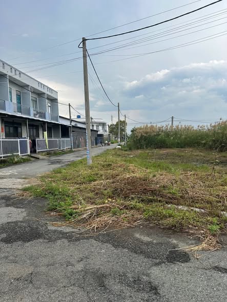 Đất nền KDC Tân Đức 183m² giá 3.6 tỷ - Mặt tiền kinh doanh đắc địa!