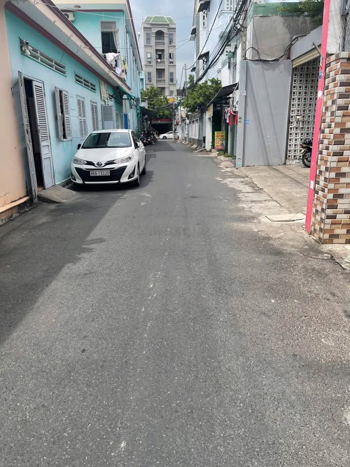 Nhà 4 tầng hẻm ô tô đường Nam Kỳ Khởi Nghĩa, Vũng Tàu 71m² giá 8.2 tỷ - Cơ hội đầu tư tuyệt vời!