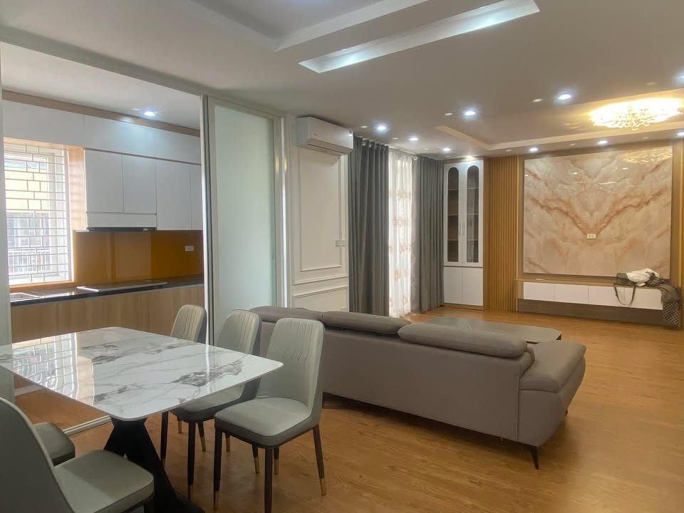 Chung cư Viện Bỏng Thanh Trì 77m² giá 4 tỷ - Full nội thất, sẵn sàng vào ở!