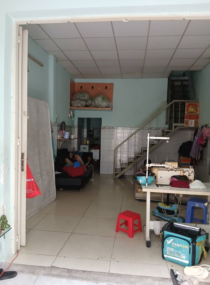 Nhà cho thuê 40m² tại Miếu Gò Xoài, Bình Tân - Giá chỉ 5.5 triệu/tháng!