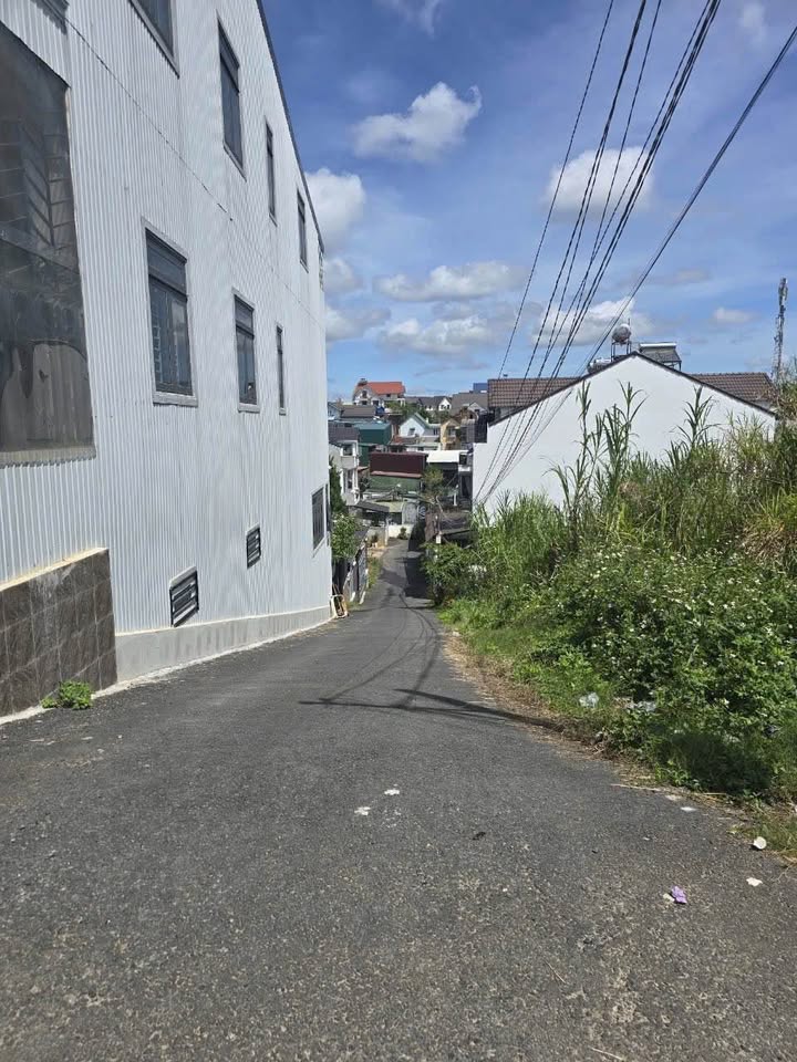 Nhà phố 100m² đường Cao Thắng, phường Langbiang, Đà Lạt - Giá 4.1 tỷ, pháp lý hoàn chỉnh!