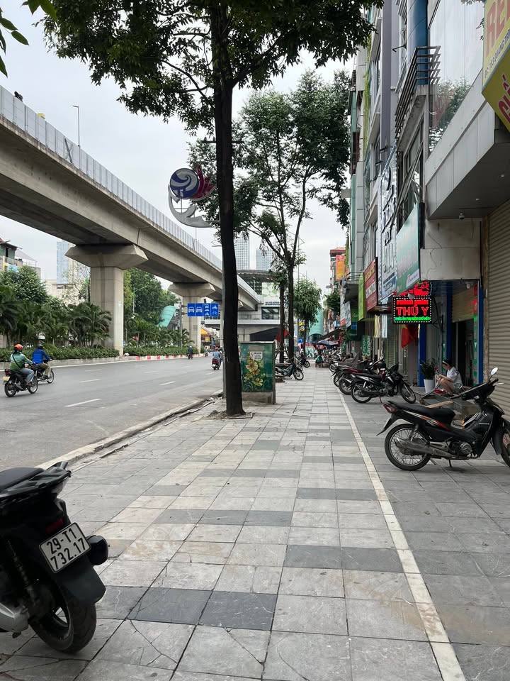 Nhà mặt phố Quang Trung, Hà Đông 80m² giá 36 triệu - Kinh doanh ngay!