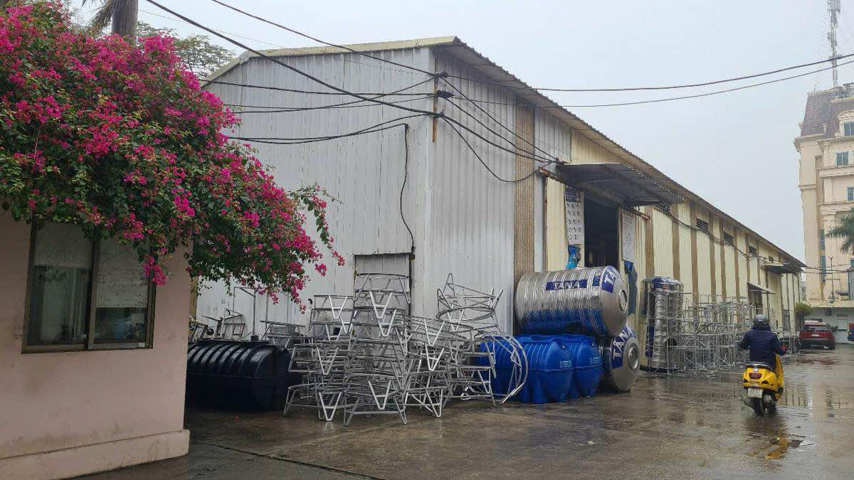 Warehouse tại Lô A2, Cụm khu VNVVN, Minh Khai, 5000m² chỉ 135 tỷ - Đầu tư sinh lời tốt!