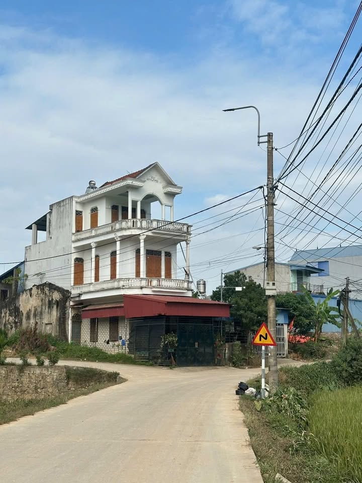 Nhà 3 Tầng Hóa Thượng, Đồng Hỷ 122m² giá 1.9 tỷ - Đầu tư sinh lời ngay!