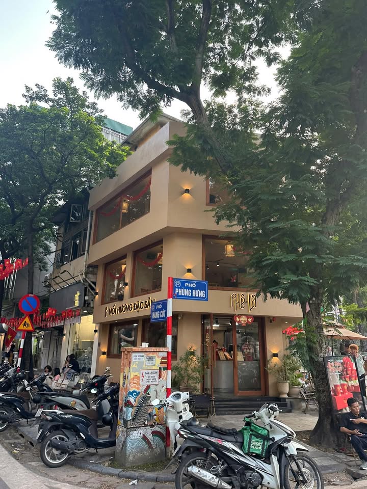 Nhà lô góc cho thuê phố Trung Kính, Cầu Giấy 65m² - Phù hợp làm cafe, trung tâm ngoại ngữ, spa!