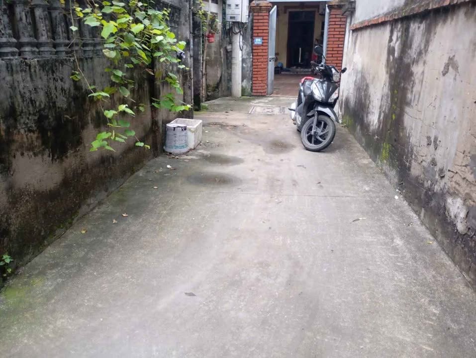 Đất lô góc 48.6m² tại khu phố Đa Vạn, Phù Khê - Giá 1 tỷ, ô tô vào tận nơi!