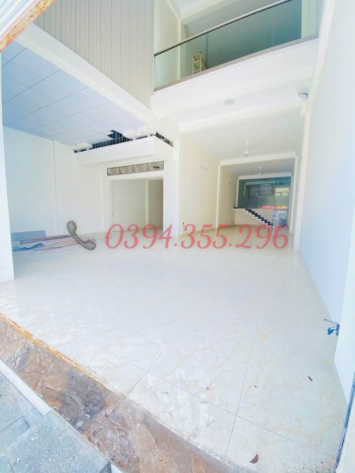 Cho thuê nhà mặt tiền Quốc lộ 20, xã Đức Trọng, 270m² - Vị trí đắc địa cho kinh doanh!