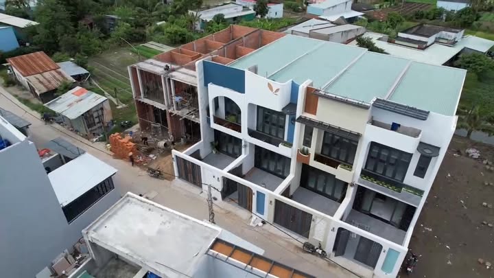 Bán gấp Shophouse 130.5m² tại Đinh Đức Thiện, Long An - Sổ hồng riêng, giá từ 2.9 tỷ!