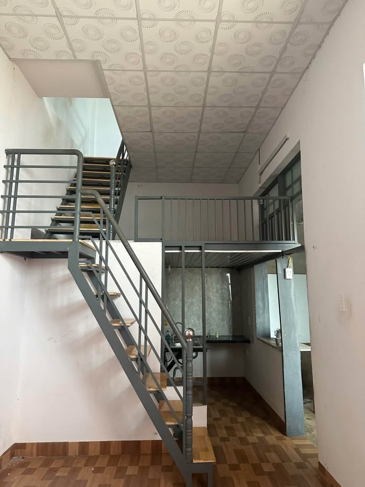 Nhà cho thuê tại 248 Xô Viết Nghệ Tĩnh, Buôn Ma Thuột - Diện tích 320m² chỉ 6 triệu/tháng!