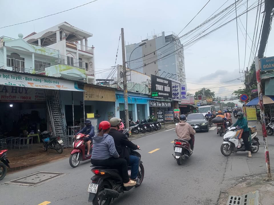 Nhà mặt tiền Tân Kỳ Tân Quý 112m² giá 12,5 tỷ - Kinh doanh thuận lợi!