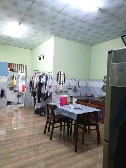 Nhà hẻm 22 đường Trịnh Phong Đáng, Tây Ninh 142m² giá 1.29 tỷ - Gần chợ và trường học!