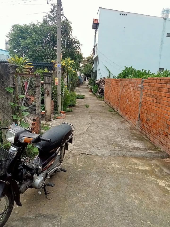 Đất thổ cư 80m² Quốc lộ 22, Củ Chi giá chỉ 2.1 tỷ - Cần bán gấp!