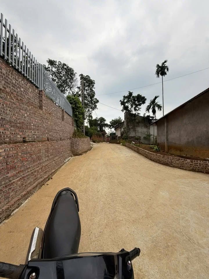 Đất thổ cư 200m² tại xóm Chùa, Đông Xuân, Quốc Oai - Giá thỏa thuận, vị trí đẹp!