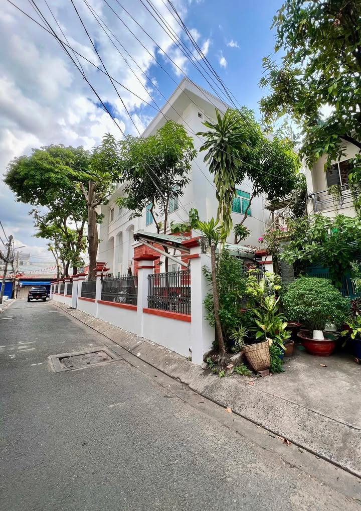 Nhà 2 tầng hẻm nhựa 6m Lê Quang Sung, Quận 6, 111m² giá 12 tỷ - Tiềm năng sinh lời cao!