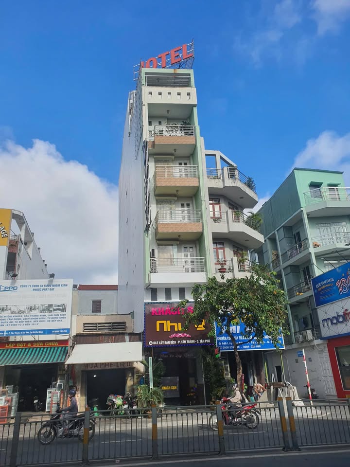 Khách sạn mặt tiền Lũy Bán Bích, quận Tân Phú, diện tích 120m², giá 27 tỷ - Cơ hội đầu tư hấp dẫn!