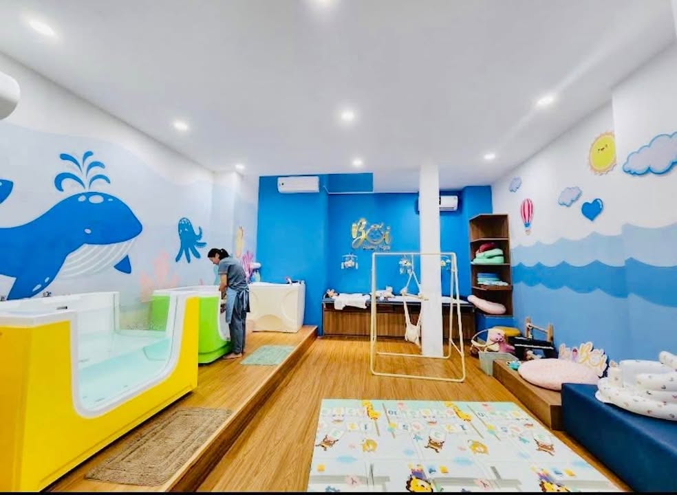 Nhà cho thuê 3 tầng mặt tiền Trưng Nữ Vương 120m² giá 25 triệu - Vị trí kinh doanh sầm uất!