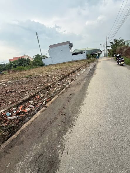 Đất nền mặt tiền đường Tân Phước Khánh 94m² giá chỉ 2 tỷ - Cơ hội đầu tư hấp dẫn!