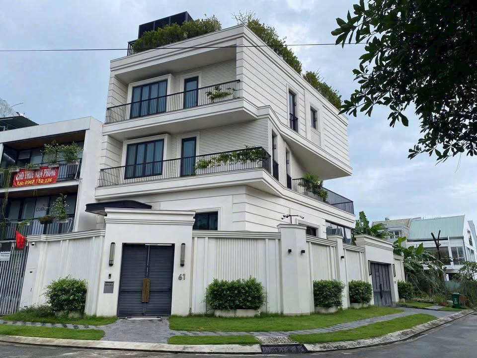 Shophouse góc 2MT trục chính Bát Nàn, Quận 2 - Chỉ 60 tỷ, lãi ngay 20%!