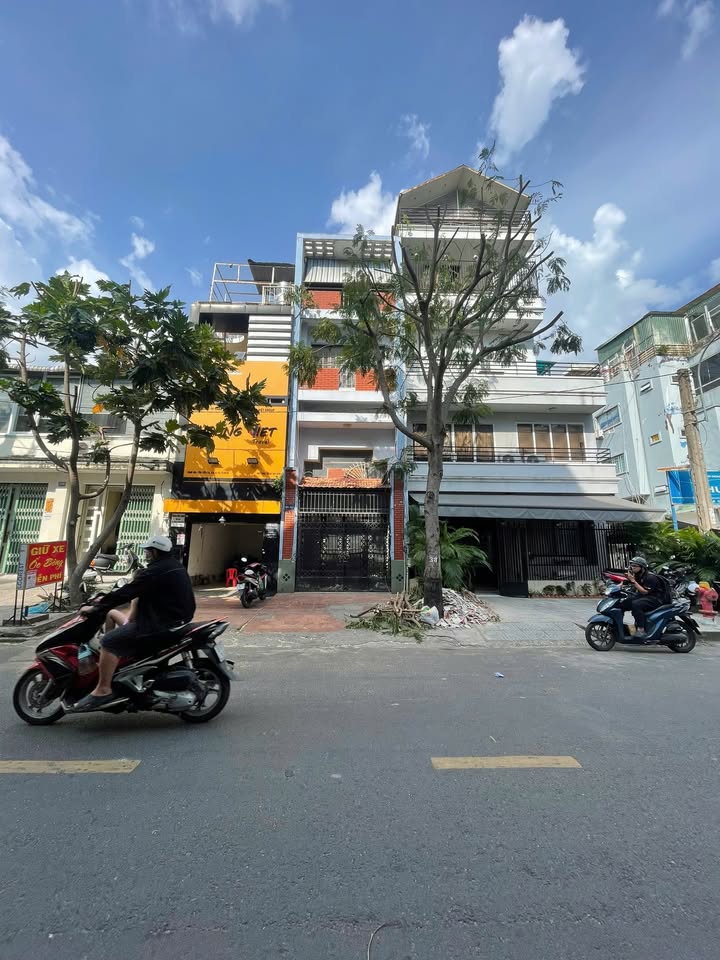 Cho thuê nhà mặt tiền Nguyễn Tiểu La, Quận 10, 56m² giá 32 triệu - Bàn giao mới 100%!