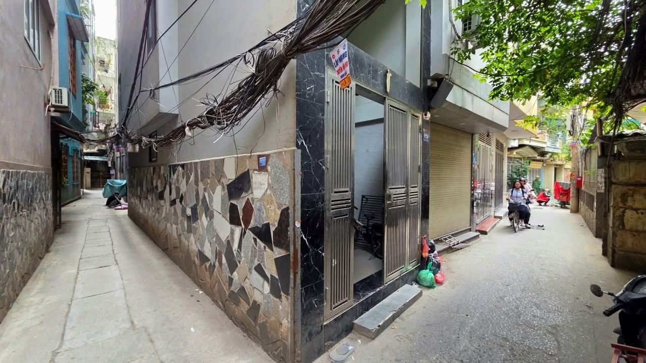 Nhà 4 tầng Triều Khúc, 25m² giá 5.68 tỷ - Đầu tư sinh lời tuyệt vời!