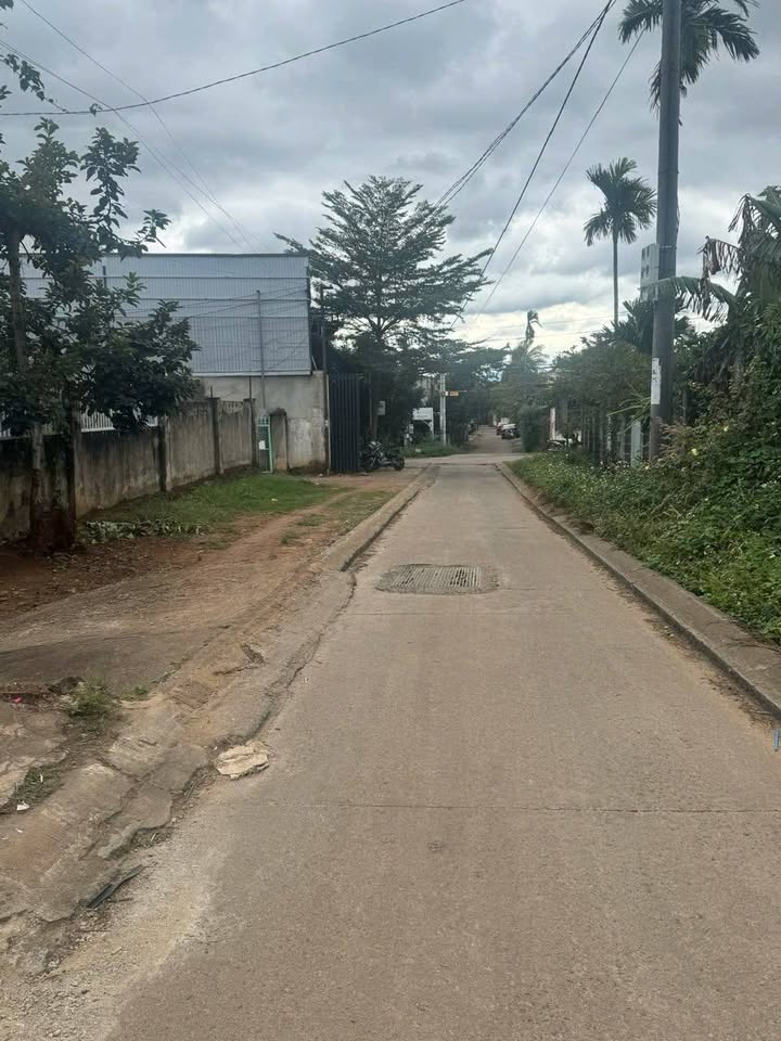 Đất nền mặt tiền Lê Thị Riêng, Ea Tam, 150m² giá 4.7 tỷ - Cơ hội đầu tư tuyệt vời!