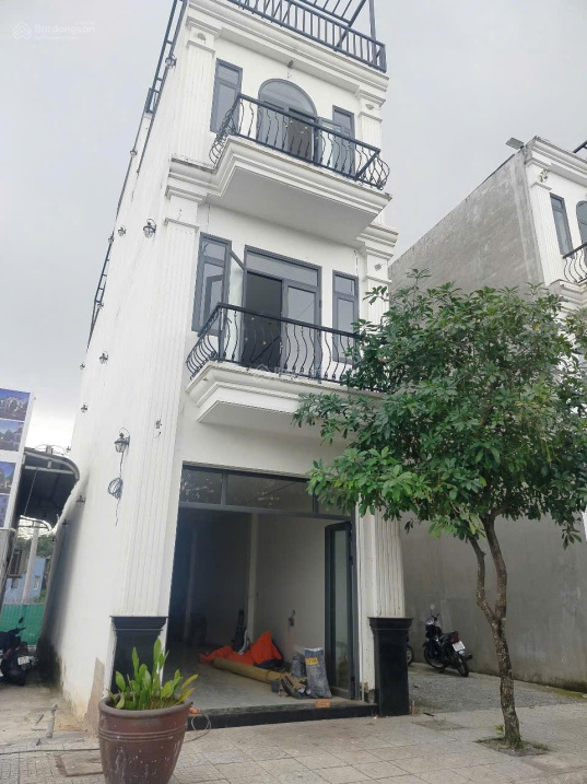 Nhà phố 1 trệt 2 lầu 1 tum An Phú 80m² giá 3 tỷ - Gần khu vực sầm uất!