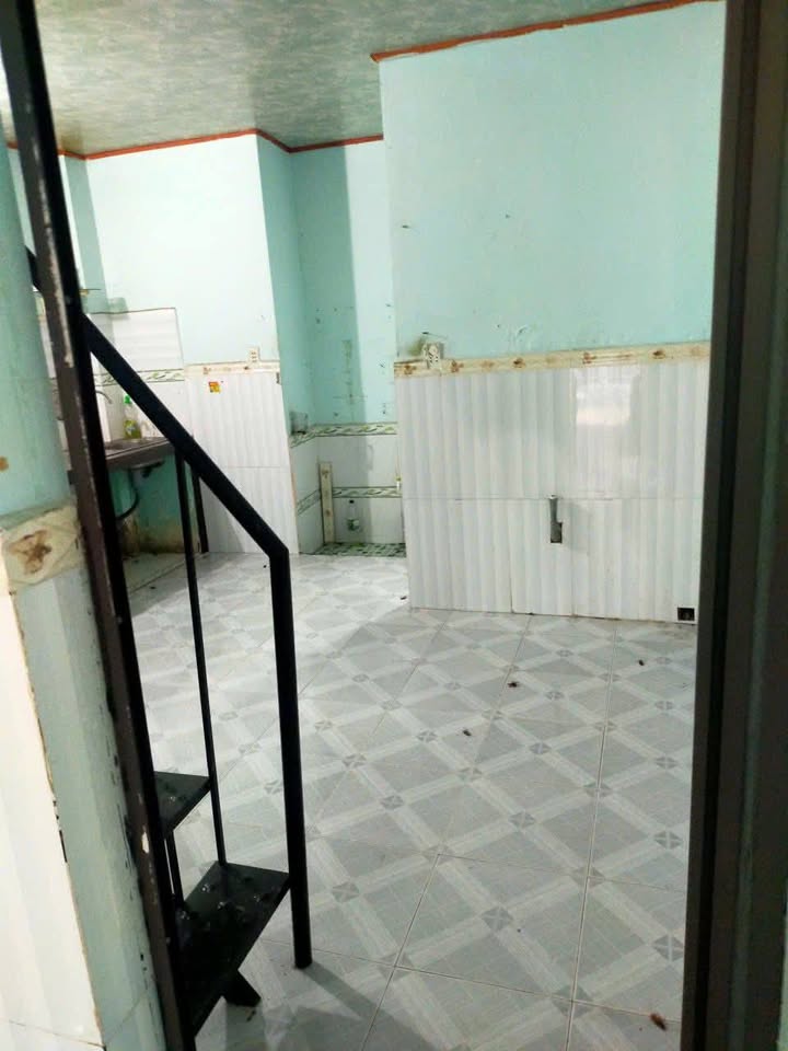 Nhà cho thuê Tân Phước, Dĩ An 2WC giá chỉ 3 triệu - Tiện nghi đầy đủ!