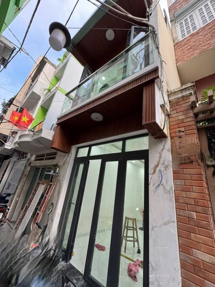 Nhà mới xây 4 tầng Phường Bình Đông, Quận 8 - Giá tốt 4.85 tỷ - Sổ hồng riêng