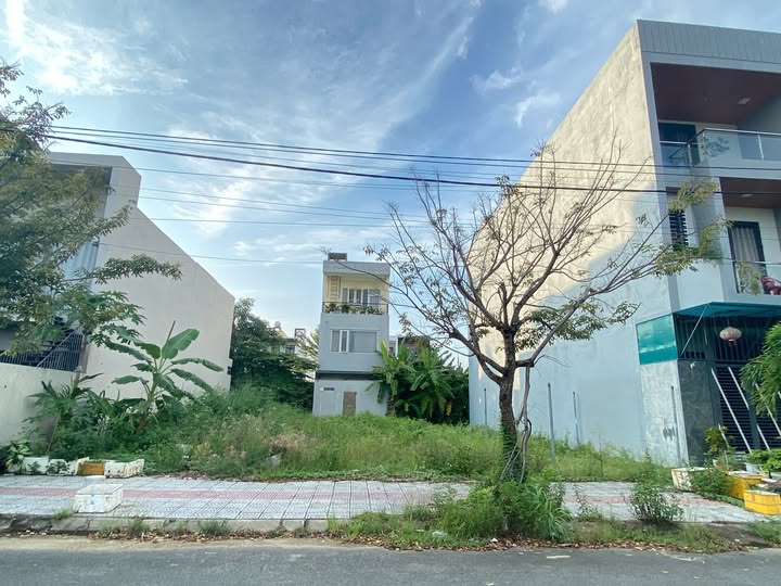 Đất nền đường Lê Ấm, Hòa Xuân 200m² giá 13 tỷ - Vị trí đắc địa chờ bạn đầu tư!