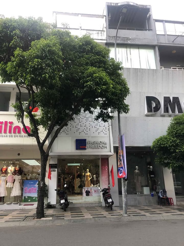 Cho thuê nhà mặt tiền Nguyễn Trãi, quận 1 - Diện tích 104m², vị trí đắc địa kinh doanh!