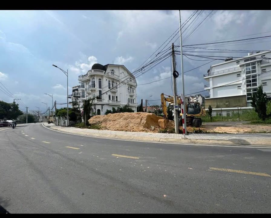 Đất mặt tiền Tô Hiến Thành Đà Lạt 478m² giá 15 tỷ - Cơ hội đầu tư tuyệt vời!