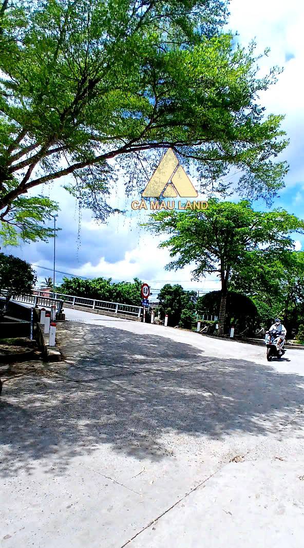 Đất thổ cư Phường Lý Văn Lâm Cà Mau 240m² giá chỉ 1 tỷ - Tiềm năng đầu tư lớn!