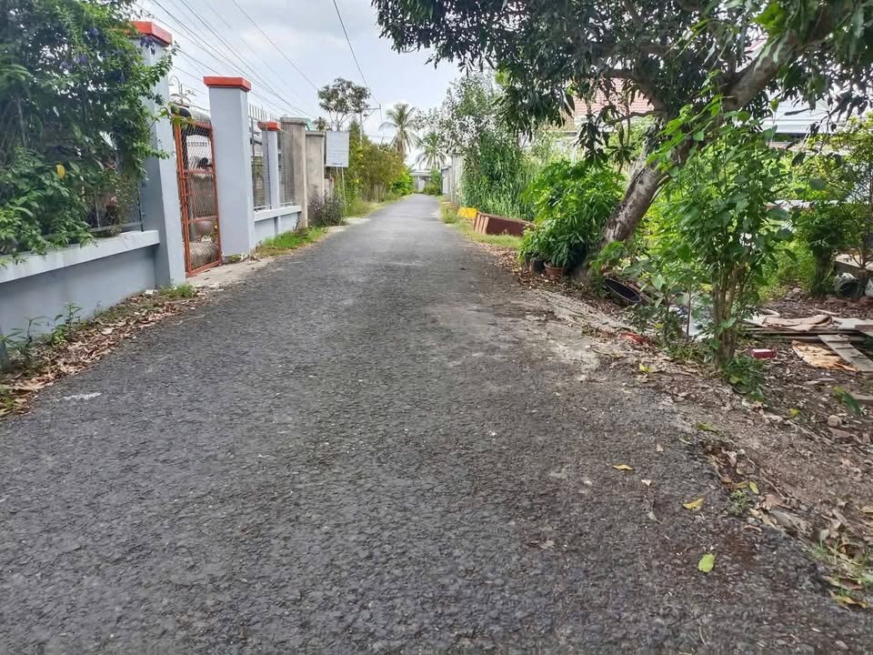 Nhà mặt tiền đường nhựa Tân Bình 108m² giá 650 triệu - Gần trường học, chợ