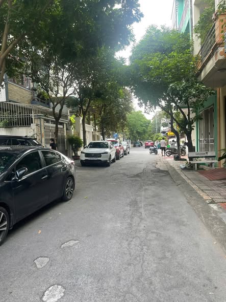 Nhà 4 tầng khu đô thị Trần Lãm Thái Bình 92m² giá 7 tỷ - An ninh tốt, dân trí cao!