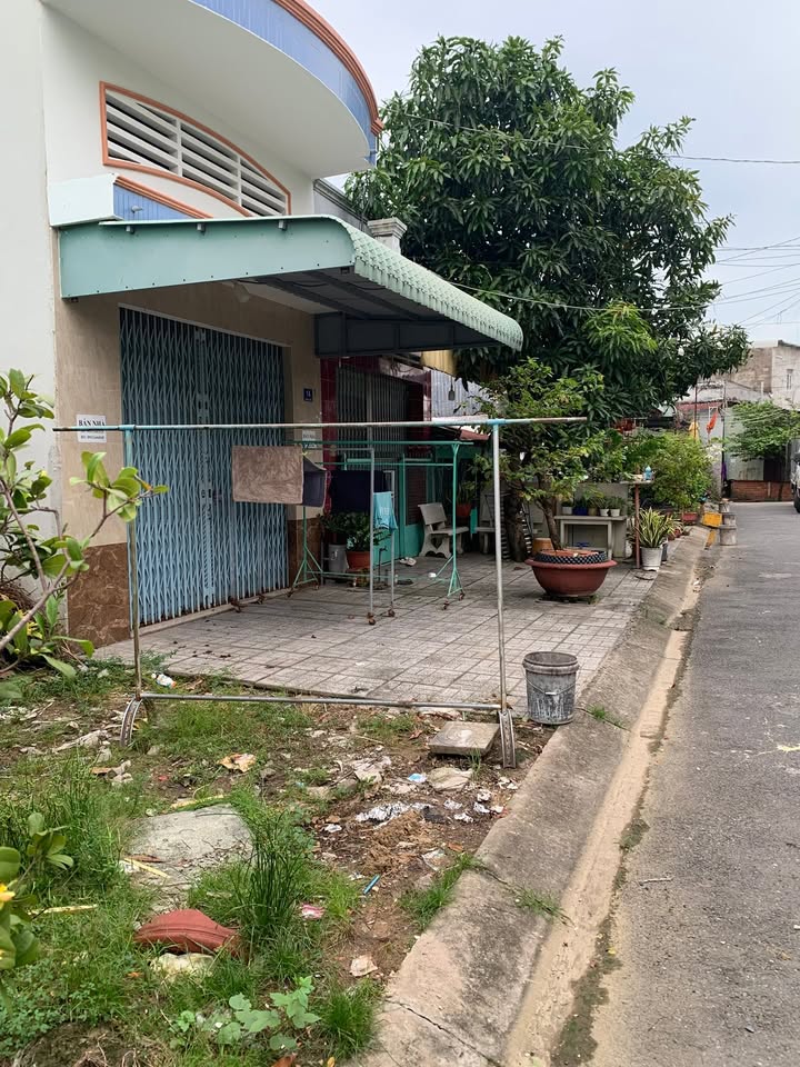 Nhà bán 1 trệt 1 lững tại đường Trần Phú, Long Xuyên, 56m² - Giá chỉ 2 tỷ