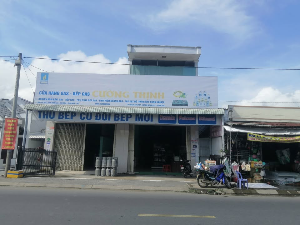 Mặt bằng cho thuê tại trung tâm thị trấn Cái Dầu 300m² - Khu vực sầm uất