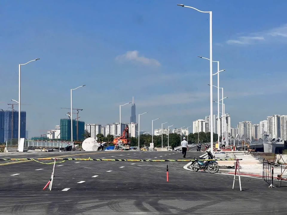 Đất biệt thự Kiến Á Đỗ Xuân Hợp Quận 9 223m² giá 20.07 tỷ - Vị trí đắc địa, tiện nghi xung quanh!