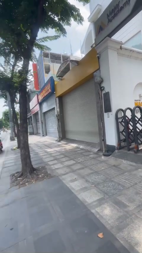 Tòa Nhà 2 Mặt Tiền Trần Quốc Hoàn, Tân Bình, 128m² - Lợi Thế Kinh Doanh Đỉnh Cao!