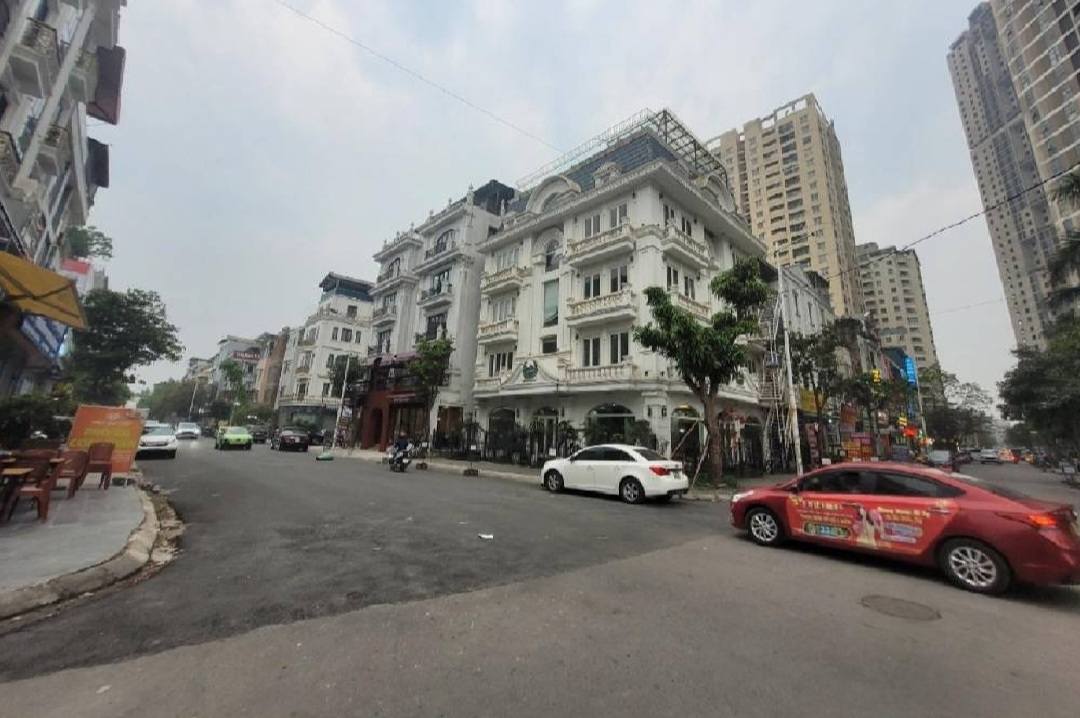 Shophouse KĐT Mới Văn Khê 85m² giá 18 tỷ - Kinh doanh sầm uất, vị trí đắc địa!