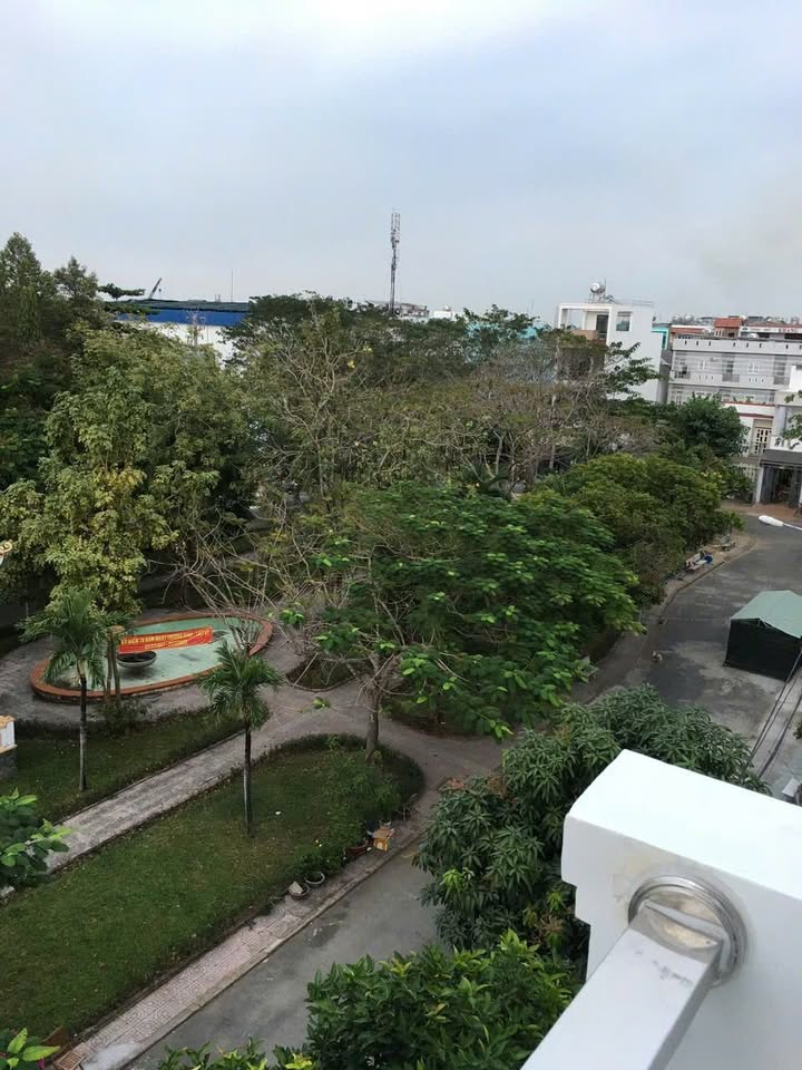 Nhà nguyên căn Phú Xuân Nhà Bè 5PN giá 20 triệu - Cho thuê ngay tại mặt tiền đường 7m!