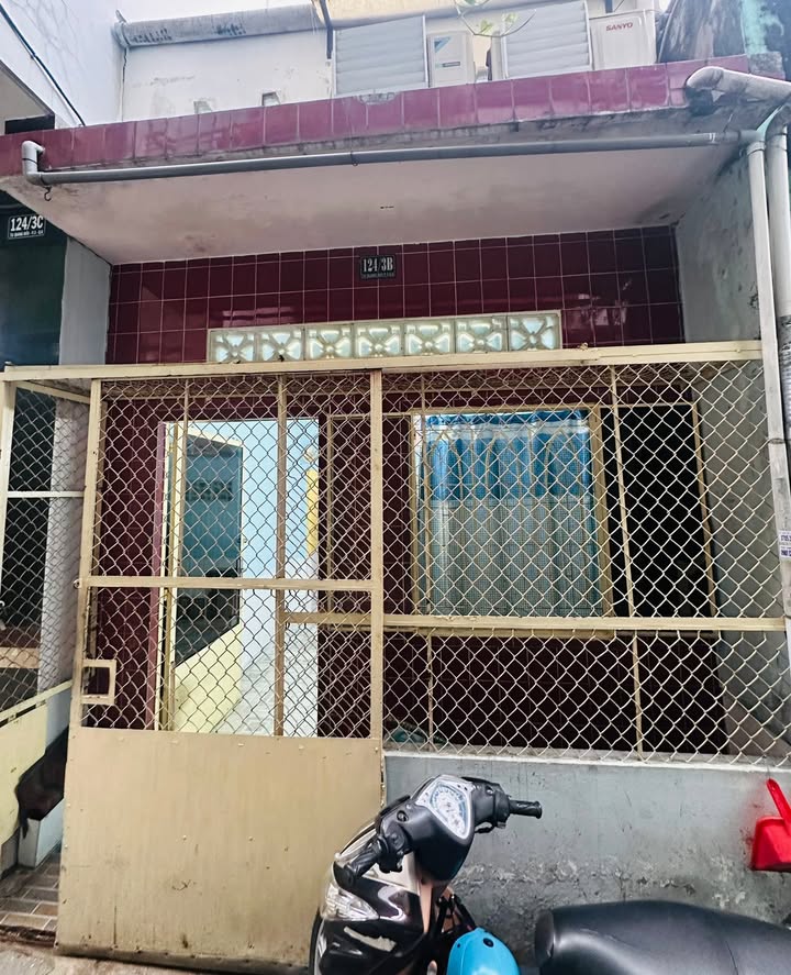 Bán nhà hẻm 124 Tạ Quang Bửu, Quận 8 - Diện tích 37m², Sổ hồng riêng, Giá 4.8 tỷ