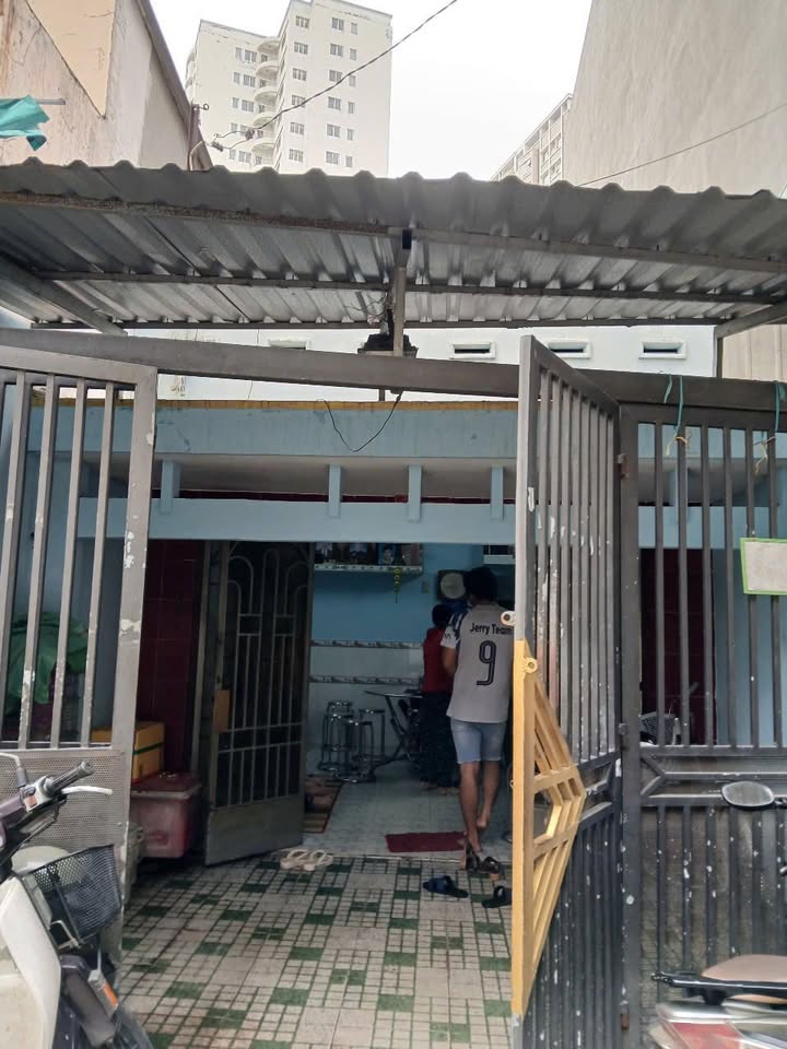 Nhà cấp 4 hẻm 241 Tân Hoà Đông 83m² giá 6.6 tỷ - Tiện xây mới!