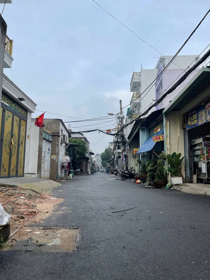 Đất mặt tiền Trung Mỹ Tây, Quận 12, 100m² - Tiềm năng đầu tư sinh lời!